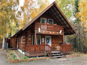  Sven's Basecamp Hostel  Фэрбанкс